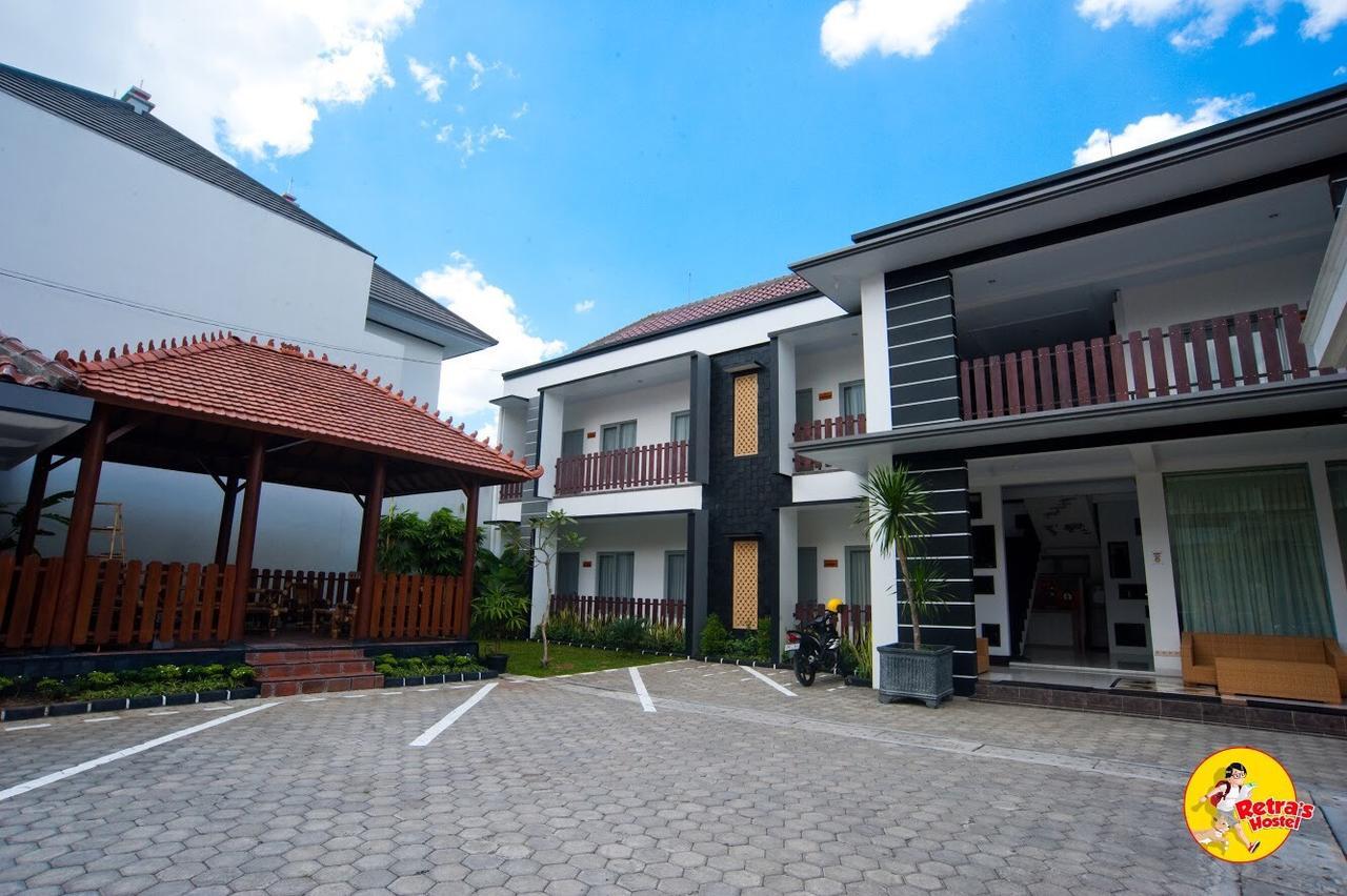 Retra'S Hostel Kejayan Exterior foto